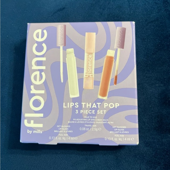 Florence by Mills Lips That Pop 3 pieces set New With Box - Picture 1 of 1